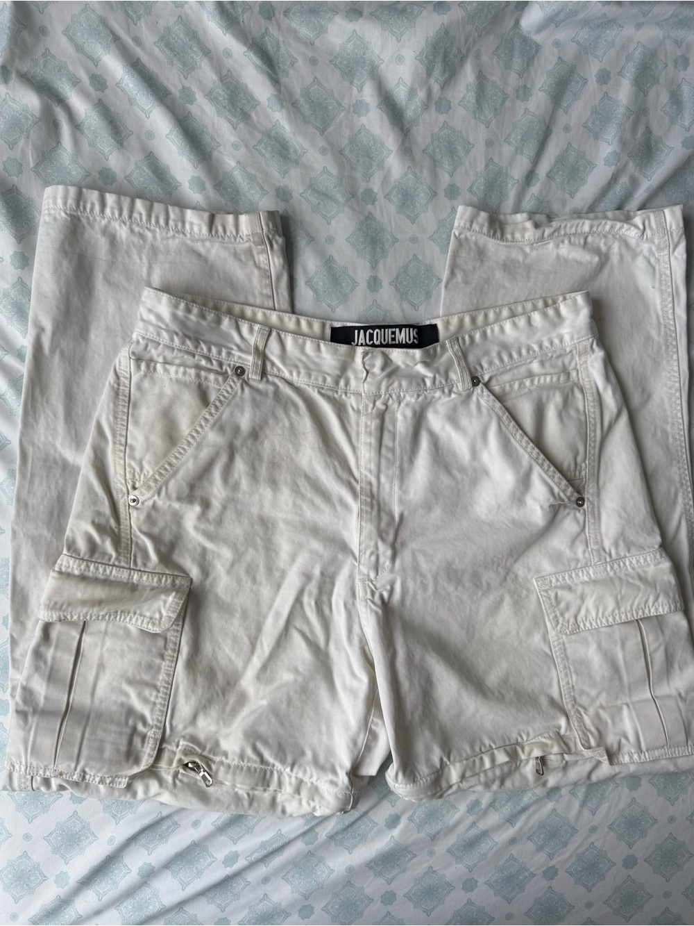 Jacquemus Le Meunier white convertible cargo pants